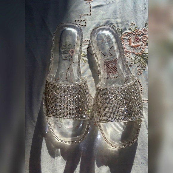 Forever 21 Rhinestone Slides - Picture 1 of 5